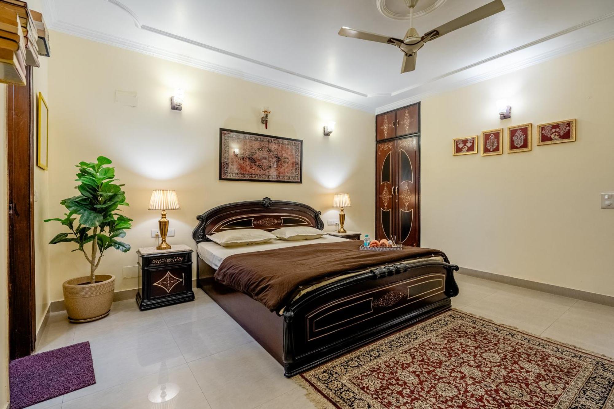 Apartment Quaint Penthouse 2bhk Kailash Hill New Delhi
