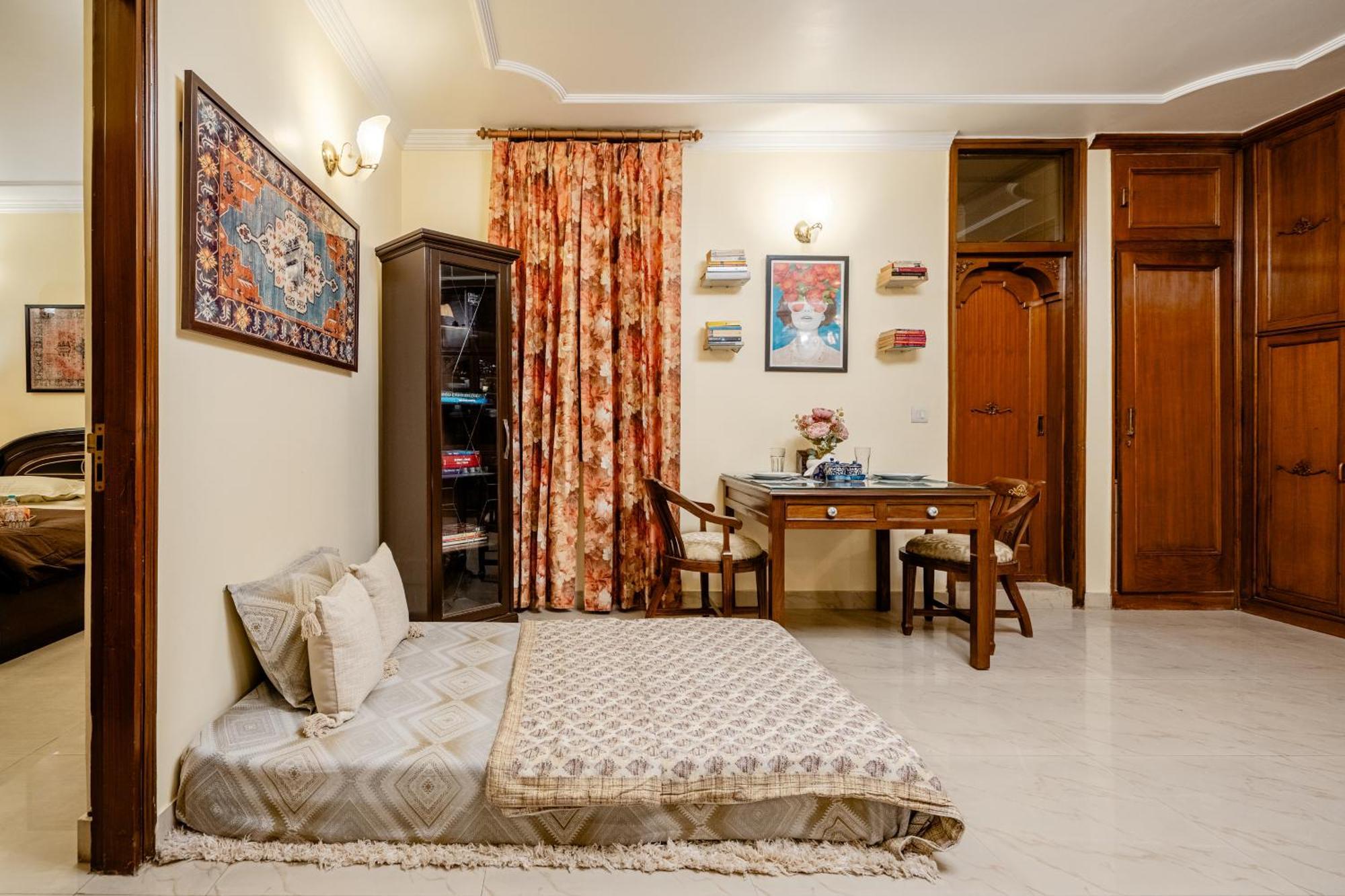 Apartment Quaint Penthouse 2bhk Kailash Hill *