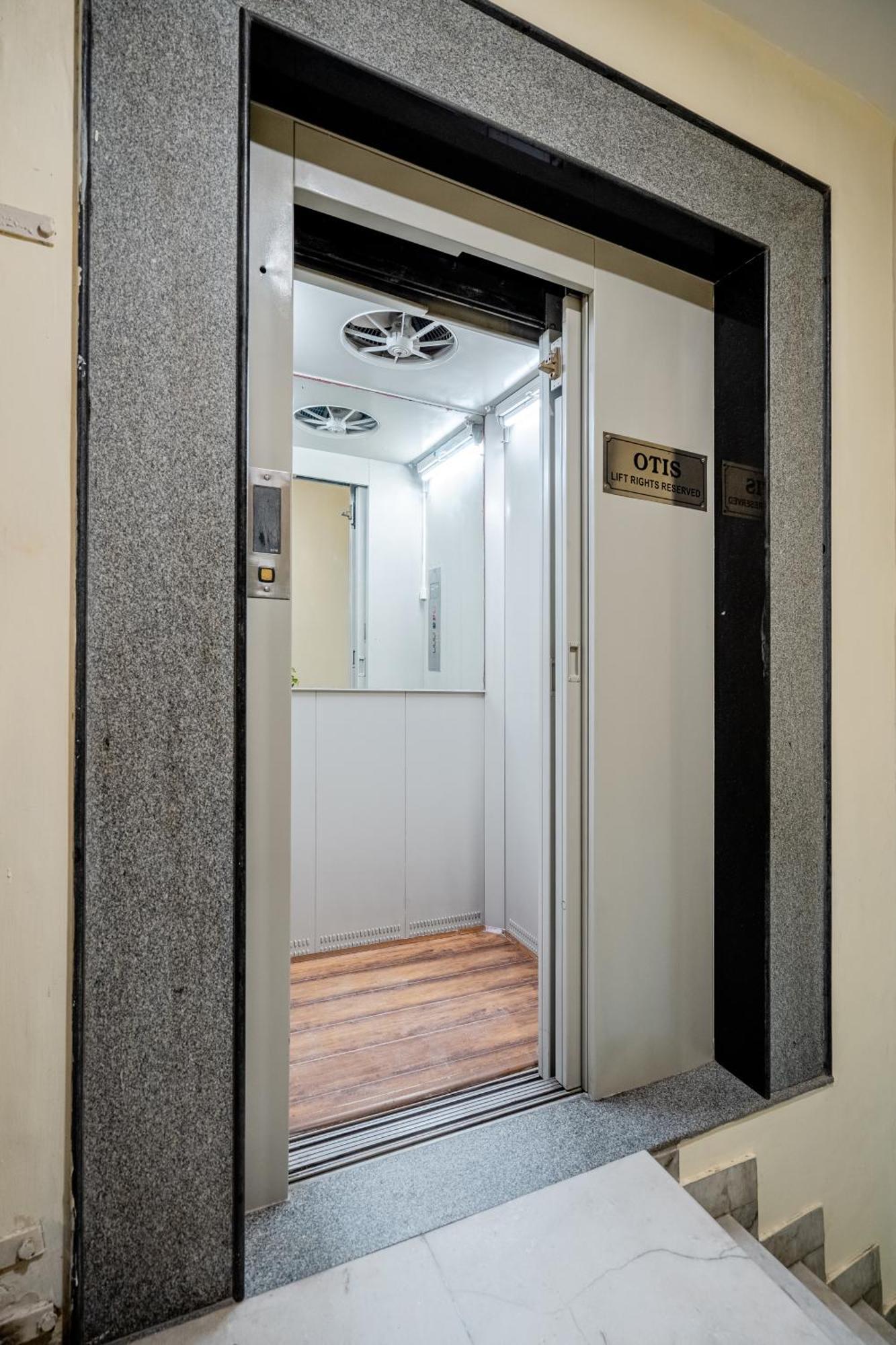 Quaint Penthouse 2bhk Kailash Hill *
