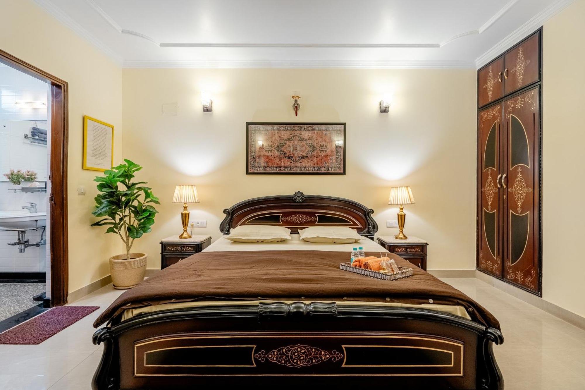 Quaint Penthouse 2bhk Kailash Hill